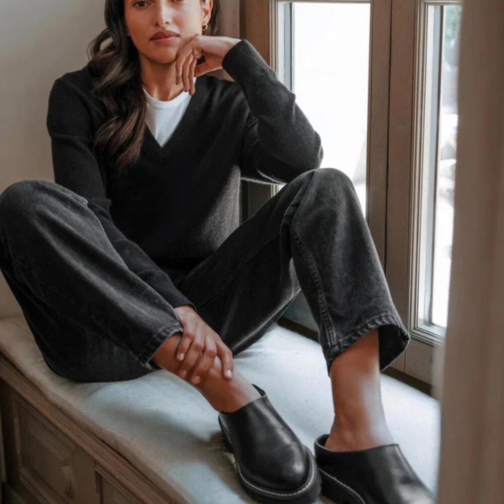 Jenni Kayne Leather Lug Mule in Black.  Size 39.